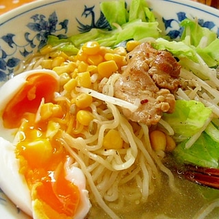 野菜と半熟卵のもりもりラーメン☆